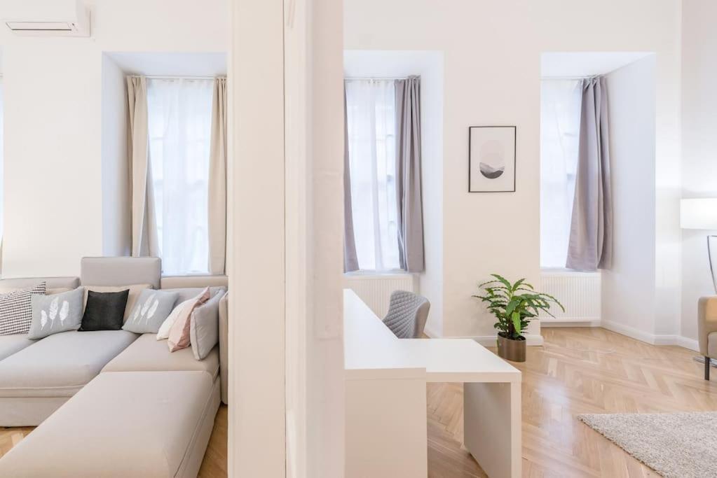 Venus Apartments - King Street I Будапеща Екстериор снимка